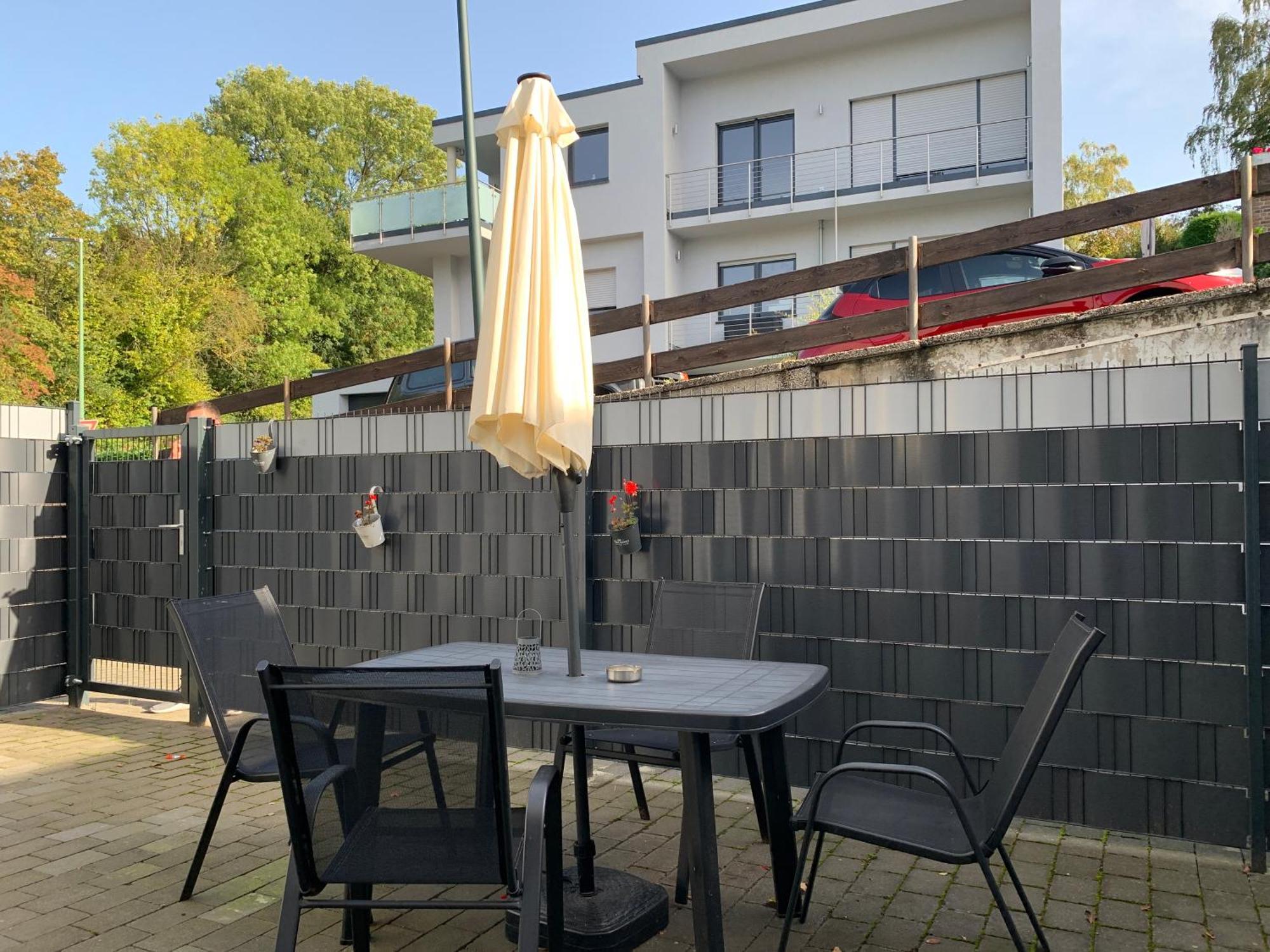 Grosszuegige Auch Als Monteur Nutzbar, In Stolberg - Vicht Apartment *